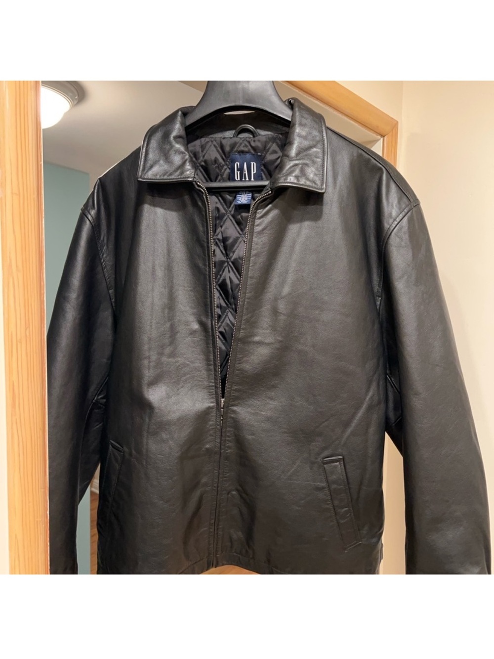 GAP Black Men's Leather Bomber Jacket
